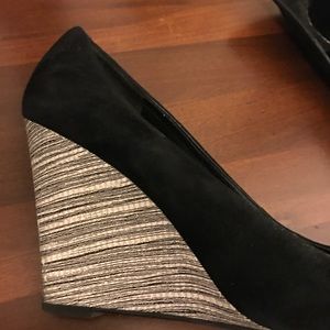 Black velvet wedges